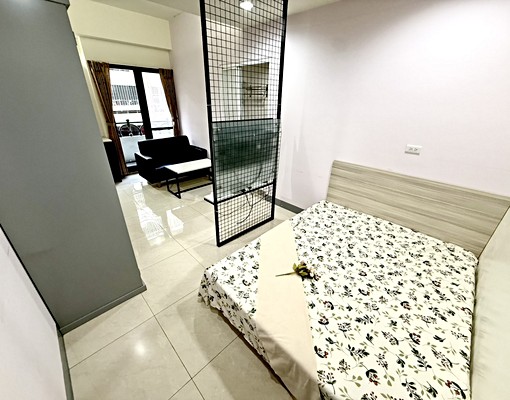 近逢甲黃金地段🔥可租補雙租補|陽台獨洗|流理台|乾溼分離 - Image 1