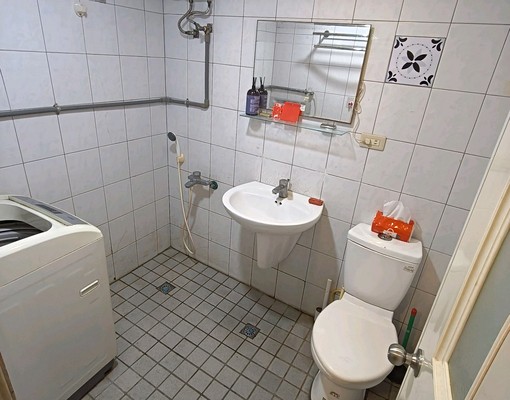 近桃園火車站免追垃圾車電梯可寵大套房 - Image 6