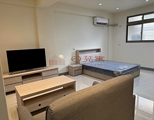 ⭐️近竹北大遠百；12坪大空間；家具家電全新⭐️ - Image 2