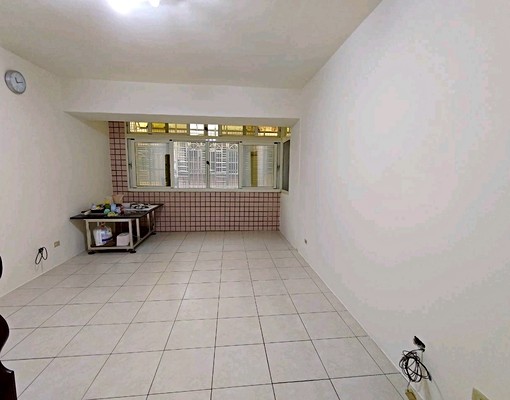 大同路三房含車位可租補 - Image 2