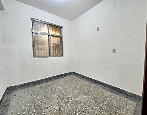 💎愛寵一族中正路一樓3房💎🍎央北團隊小鄭🍎 - Image 6