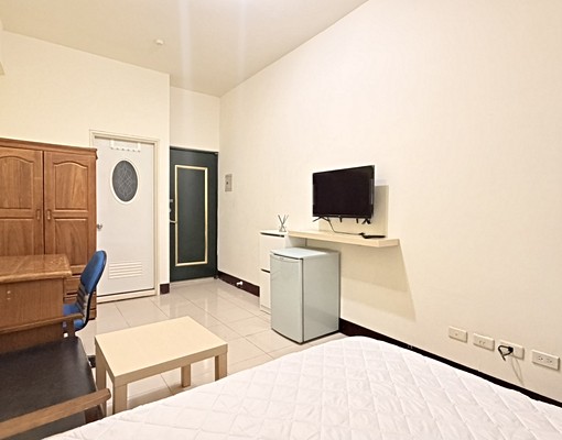 金山園區清交大冷暖氣機室內機車場有電梯可租補報稅 - Image 4