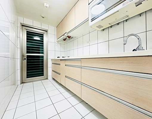 中和住家三房/補助入籍神明廳/垃圾管理代收/機車位 - Image 8