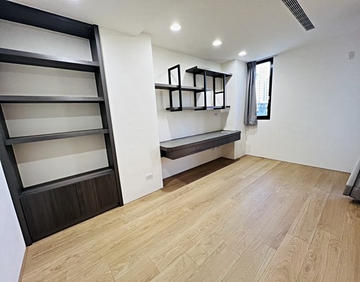 🔥太平新光重劃區|黃金地段・高質感四房透天出租🔥 - Image 7