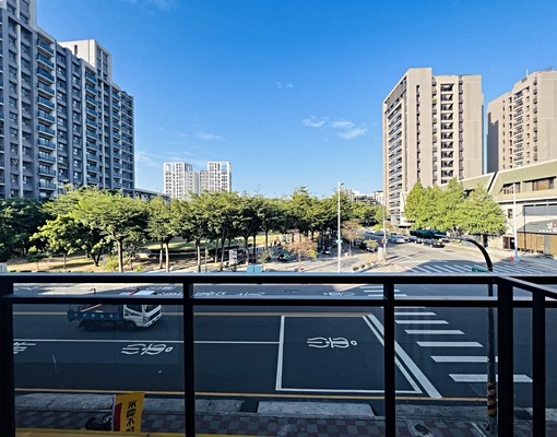 黃金地段優質裝潢四房透天 - Image 12