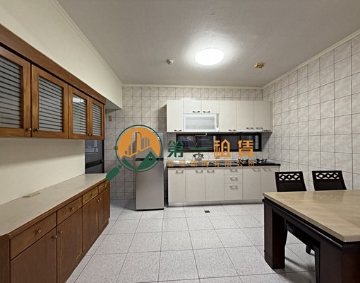 🥇第一為您找好房🥇近南紡成大電梯4房🉑租補全新廚具冷氣 - Image 4