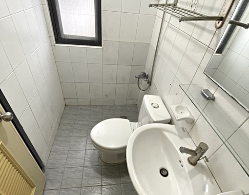 海線首選優質套房一卡皮箱即可入住近弘光靜宜可租屋補助 - Image 3