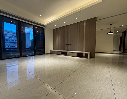 芝山公園【豪邸4房2衛】可報稅★新大樓★泳池社區★一層2戶 - Image 1