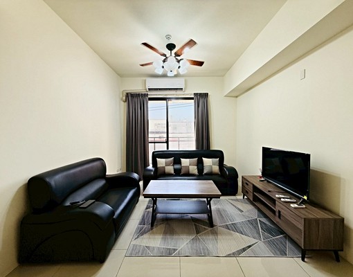 梧棲近中正國小學區兩房兩衛含車位出租 - Image 2