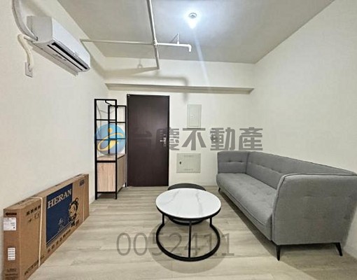 高鐵全新高樓景觀可租補可養貓兩房平車 - Image 1