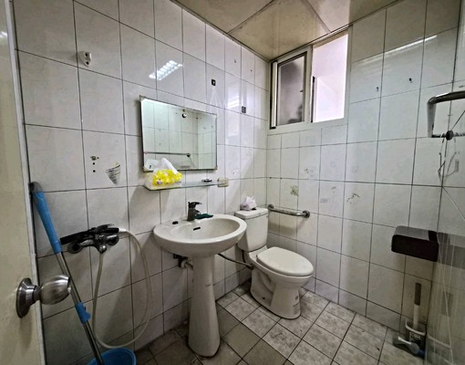 慈愛公園~仁美街108巷一樓門前好停車 - Image 8