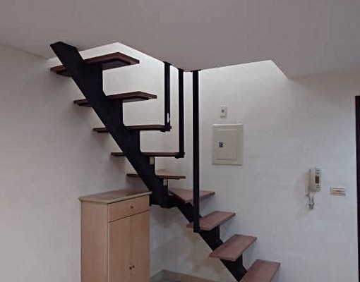 新川普|精美挑高樓中樓|含管(護城河旁景觀機能絕佳套房) - Image 2