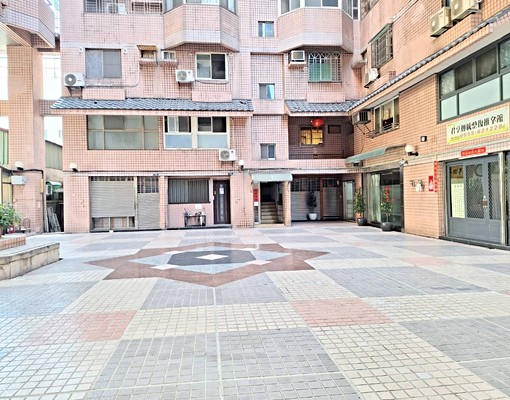 ✨近火車站.Lalaport商場平面車位大三房[可租補]✨ - Image 4