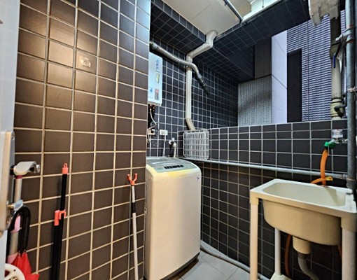 近家樂福商圈*1房1廳1陽台 - Image 9