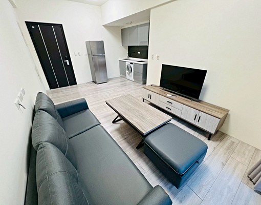 親家福星道一房一廳含車含管家具全套附電視 - Image 3