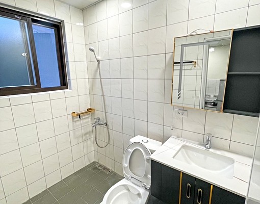 板橋亞東舒適2房/可設籍/家具全/含水費/網路/第四台 - Image 6