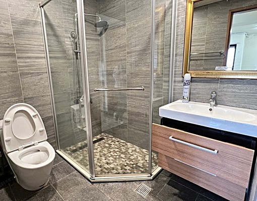 可報稅,前後陽台採光佳。景觀戶,歡迎公司承租 - Image 11