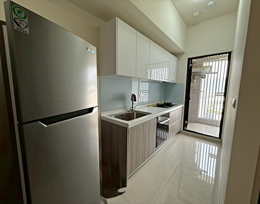 冠傑高鐵特區1+1房含平車含管理費 - Image 8