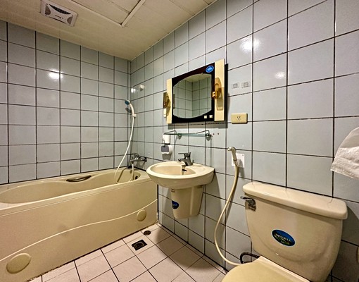 西屯米平方國安國宅一樓住店稀有釋出歡迎承租 - Image 15