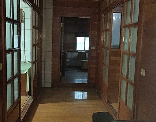 三樓整層出租|獨立空間|近捷運、商圈方便 - Image 1