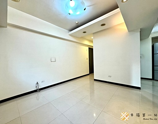 大里74環線🗝️小資族入住首選2+1房|可租補入籍超俗 - Image 2