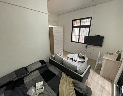 藍迪/採光電梯套房/陽台、獨立洗曬、裕民市場/可寵垃圾代收 - Image 2