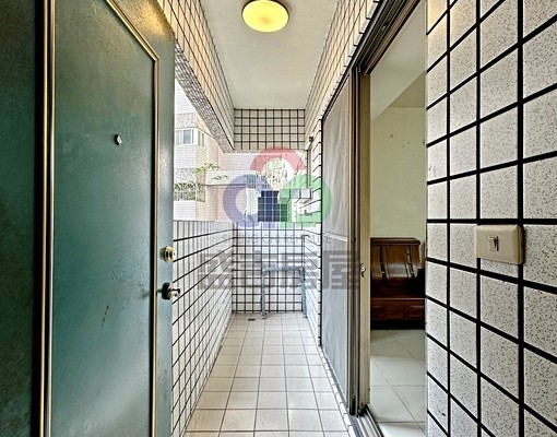 中科東海,漂亮簡配三房,含管含車,可租補.入戶籍,可寵 - Image 6