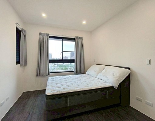 水湳經貿全新三房次頂樓平車精裝宅 - Image 7