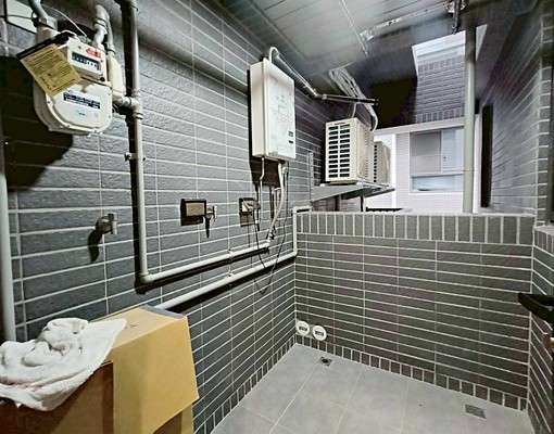 水湳經貿全新三房次頂樓平車精裝宅 - Image 14