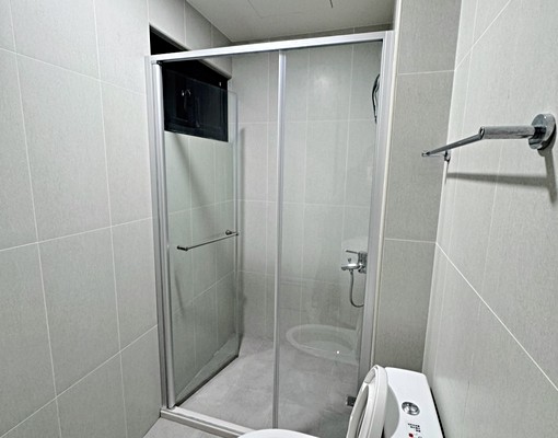 台電計費鈔划算精美套房大陽台$走路到遠百 - Image 5