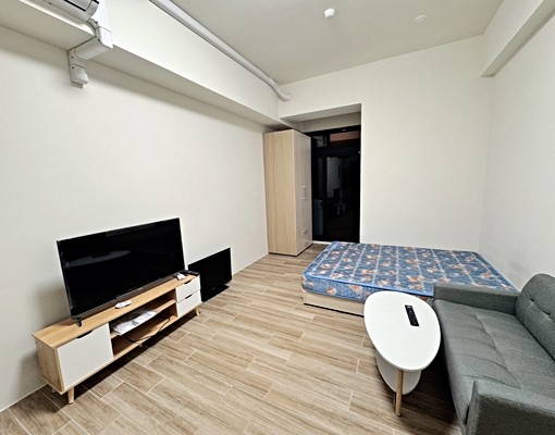 台電計費鈔划算精美套房大陽台$走路到遠百 - Image 1