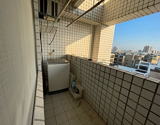 體育公園花鄉大樓電梯住家(含車位)寬敞舒適生活機能好 - Image 13