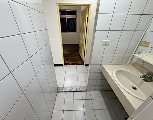 皇家翡翠電梯3房~車位輪抽~ - Image 12