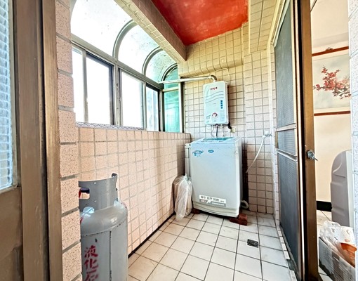 近興仁夜市|含車含管|電梯兩房車 - Image 7