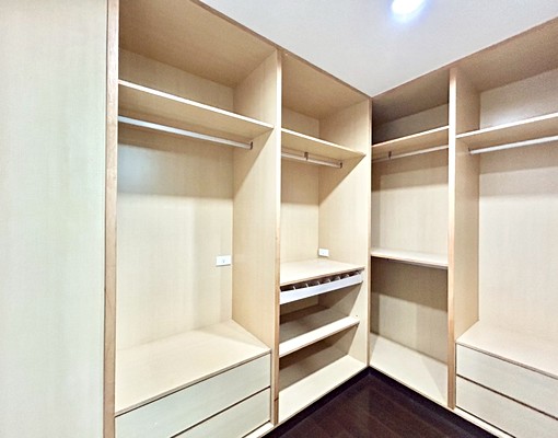 LM⚡️雙拼電梯豪墅💎私人三溫暖💎超大坪數百萬裝潢 - Image 9