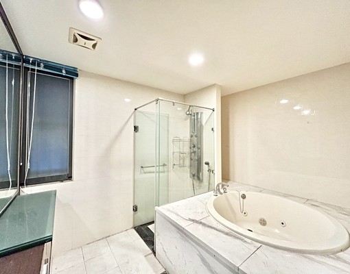 LM⚡️雙拼電梯豪墅💎私人三溫暖💎超大坪數百萬裝潢 - Image 11