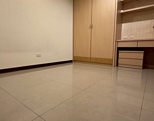 三井商圈~遠雄未來城2+1房車~可租補~可寵~乾淨明亮~ - Image 5