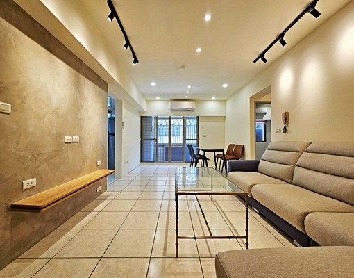 <泳閑精選>大雅學區旁電梯三房.車位~可租補 - Image 1