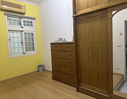 蘆竹與大園交界菓林透天6房5衛浴(含2套房)室內車位出租 - Image 2