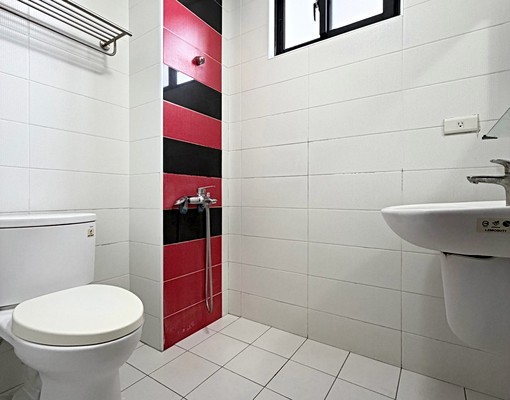 獨立套房,個人洗衣機,採光好,近南科 - Image 6