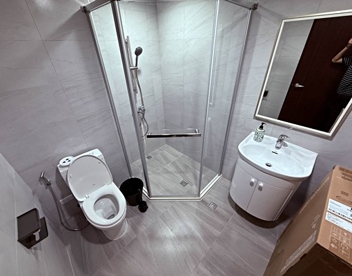 楠梓高大特區全新精緻2房/含管含平面車位/可租補/全新未住 - Image 5