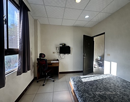 沛沛租🔅銘傳飲水機低樓層機車位 - Image 2