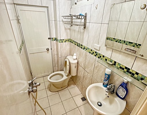 🌟中國醫🌟可租補*電梯獨洗*子母車衛浴開窗 - Image 6