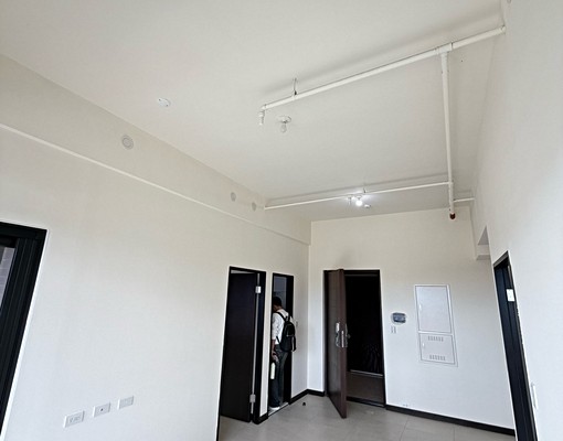 全新未入住，誠意設備可談，含車位 - Image 2