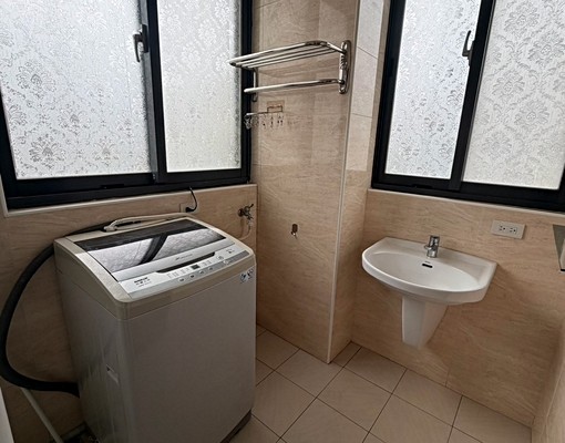 ✨✨✨秒殺搶手近巨城精美套房、一層兩戶單純、獨立洗衣機✨✨✨ - Image 6