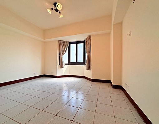 大雅上楓/天下社區/三房/機上休旅車 - Image 12