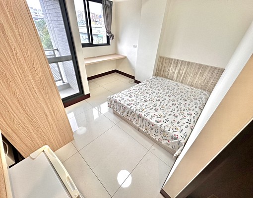 台電可租補🔥獨洗獨曬💖超美採光✨機車位✅勤益科大 - Image 1