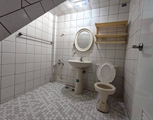 大雅秀山邊間車庫透天 - Image 4