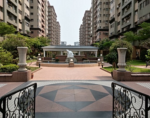 2樓20實坪免公水電低管，年繳打折可辦營登2面通風陽台大廚 - Image 11