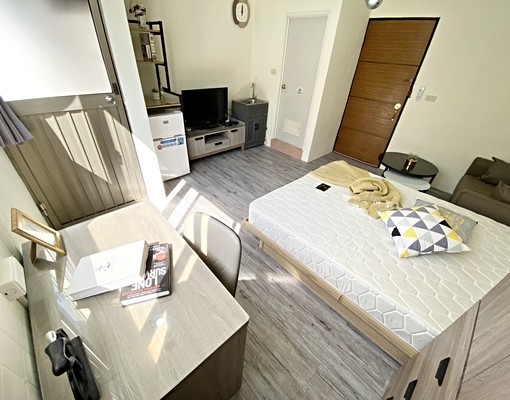 可租補✨獨洗獨曬✨超大空間✨東海商圈✨超美採光/木質地板 - Image 5